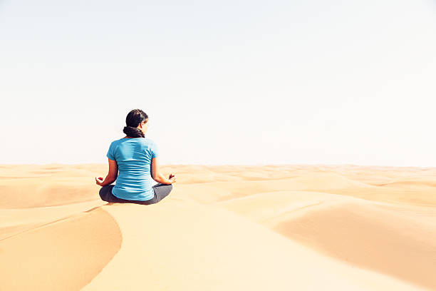 istock yoga in the desert 532286657