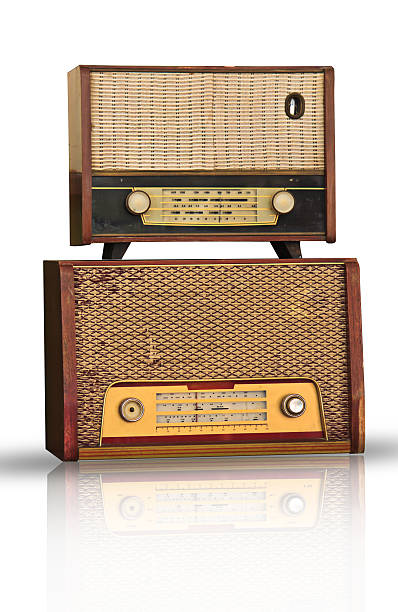 istock Old Wood Radio 532315197