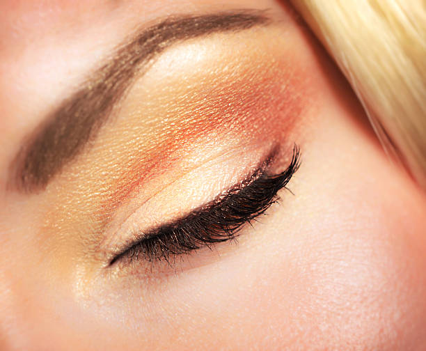 istock Beautiful autumnal makeup 532335307