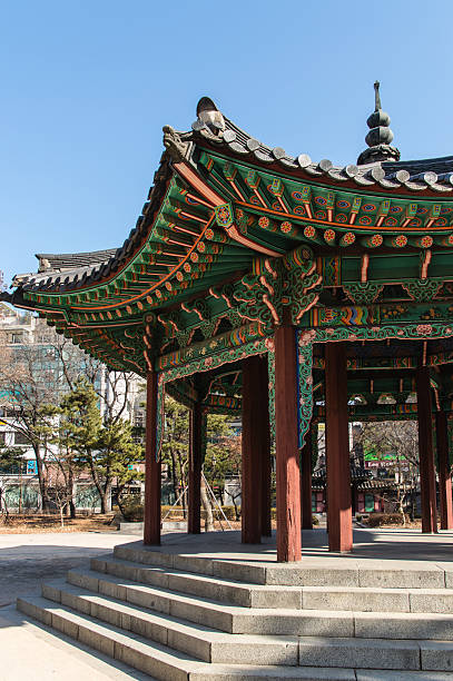 istock Changdeokgung palace roof 532356567