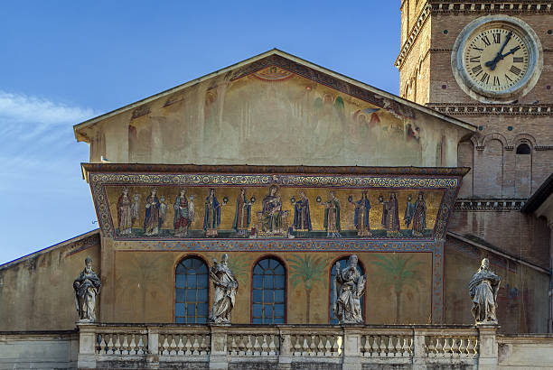 istock Santa Maria in Trastevere, Rome 532374209
