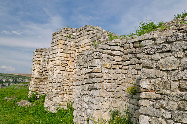 istock Ancient ruins of a medieval fortress 532375503