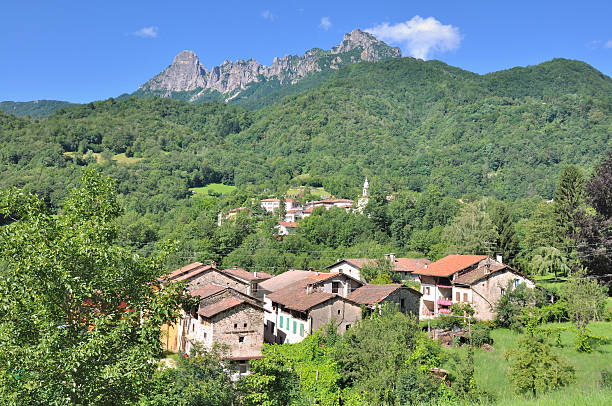 istock Italian village 532377525