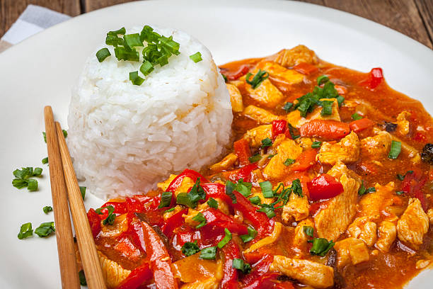 istock Chinese chicken with vegetables and rice. 532386118