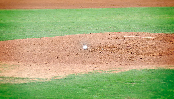 istock Baseball On Pitchers Mound Sports Background 532391370