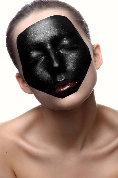 istock Beauty female model with dark face and shiny lips 532393835