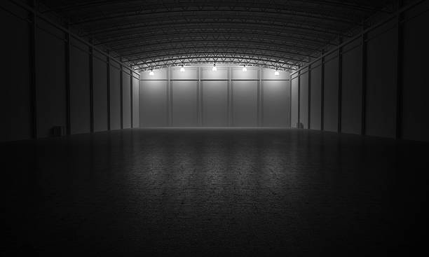 armazém vazio carro escuro sala de exposições representação artística em 3d - warehouse factory diminishing perspective vanishing point - fotografias e filmes do acervo