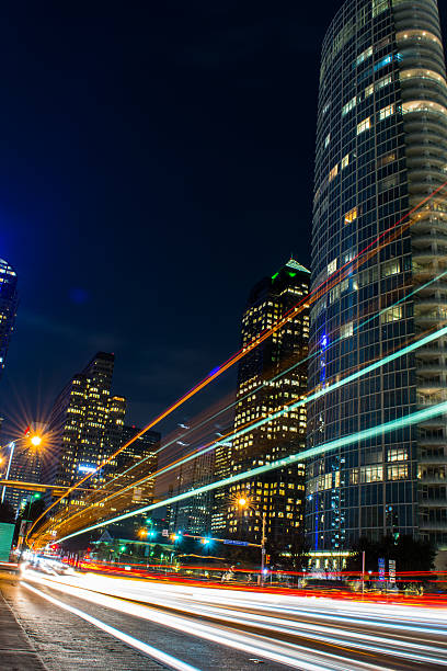 istock CitybusStreaks 532523205