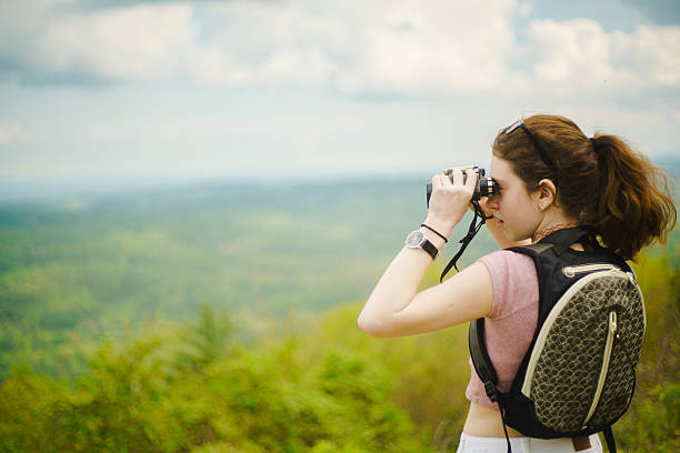 malerischer blick auf den great smoky mountains von cherohala skyway, tennessee - great smoky mountains great smoky mountains national park panoramic appalachian mountains stock-fotos und bilder