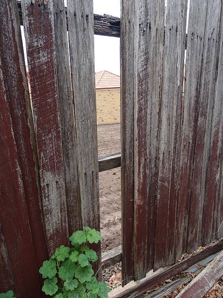 istock Fence in need of repair 532559592