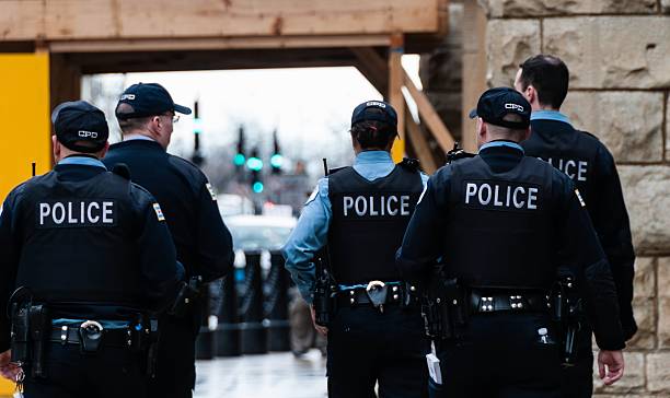 chicago policjanci na patrolowe - water tower zdjęcia i obrazy z banku zdjęć