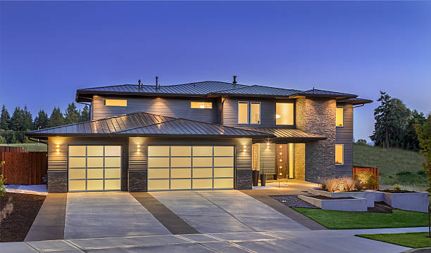 istock Beautiful Home Exterior at Night 532606951