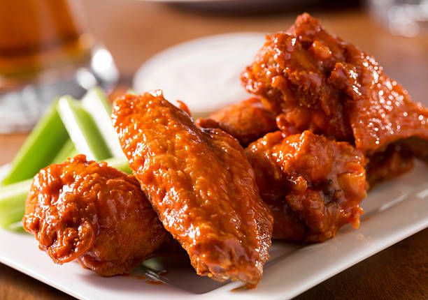 치킨 윙즈 - chicken wing spicy chicken wings chicken appetizer 뉴스 사진 이미지