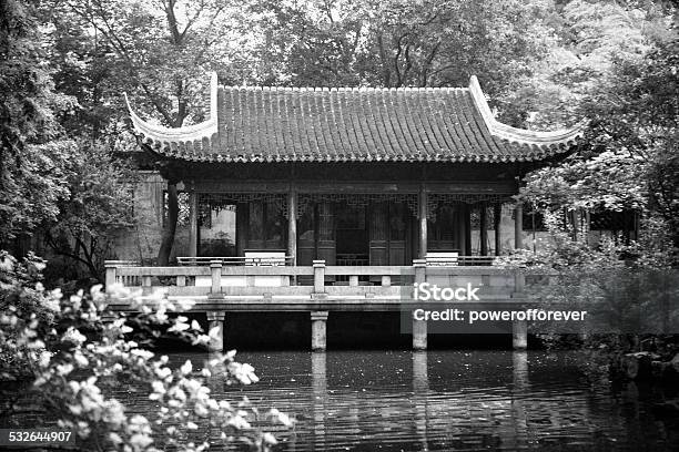 Nine Lion Pavilion At Yu Yuan Gardens In Shanghai China Stock Photo - Download Image Now