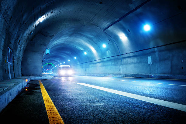 istock High-speed car in the tunnel 532646017