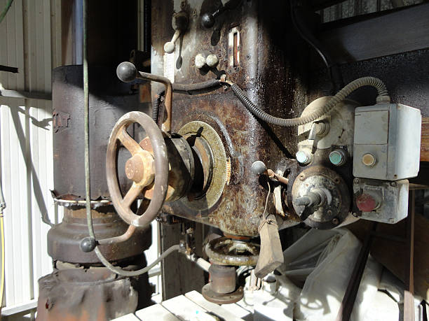 istock Old fashioned industrial machine in a factory 532646703