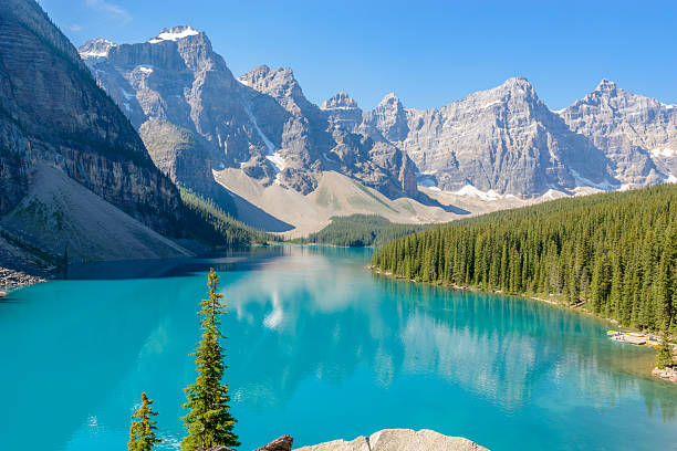 istock Moraine Lake, Canadian Rockies 532705607