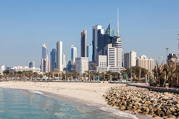 panorama of kuwait city - kuwait city zdjęcia i obrazy z banku zdjęć