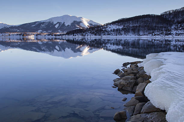 istock Winter holidays in the lake 532836609