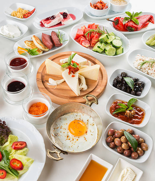 türkische frühstück - fruit salad fruit healthy eating making stock-fotos und bilder