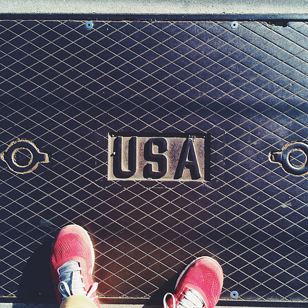 istock Feet on the golden gate bridge 532870955