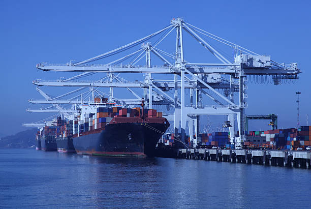 istock Shipping Oakland California 532872029