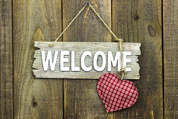 istock Welcome sign with red heart 532917761