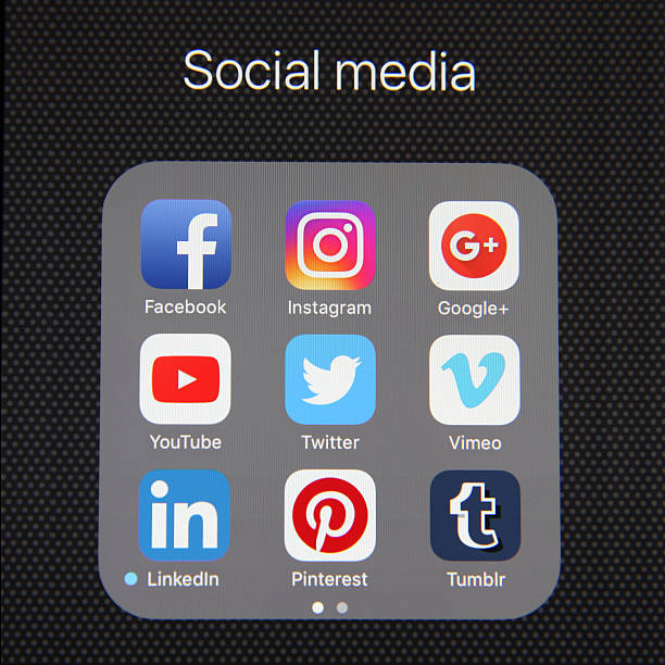 ソーシャルメディアのアプリケーション - pinterest ストックフォトと画像