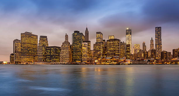 뉴욕시행 스카이라인의 파노라마 usa - dramatic sky manhattan moody sky new york city 뉴스 사진 이미지