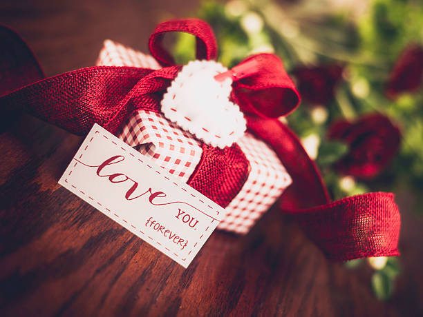 istock Valentine's Day gift with Love You Forever message 532959473