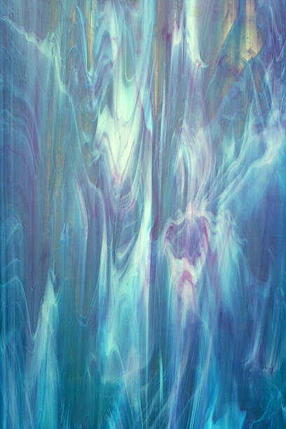 istock Opalescent stained glass 533007239