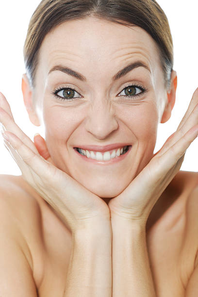 istock Woman in beauty style pose 533033417