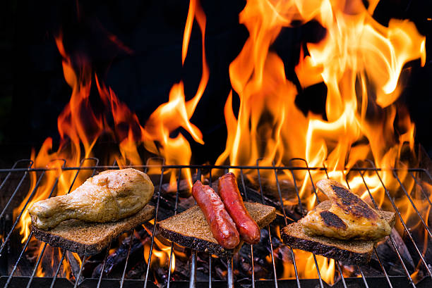 istock grilled chicken and sausage 533051854