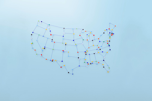 Strings and pins made map of  United States.The map source:https://www.cia.gov/library/publications/the-world-factbook/docs/refmaps.html, And manually made the handcraft with strings and pins  for two hour !!