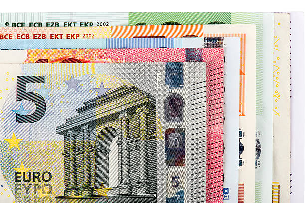 5 유로 지폐 및 기타 - five euro banknote european union currency number 5 paper currency 뉴스 사진 이미지
