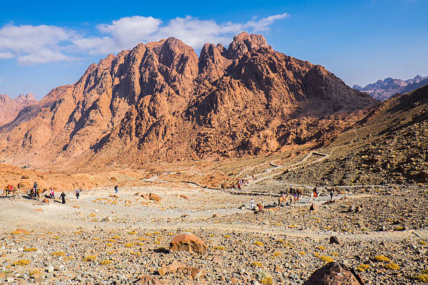 гора синай. египет. - sinai peninsula стоковые фото и изображения