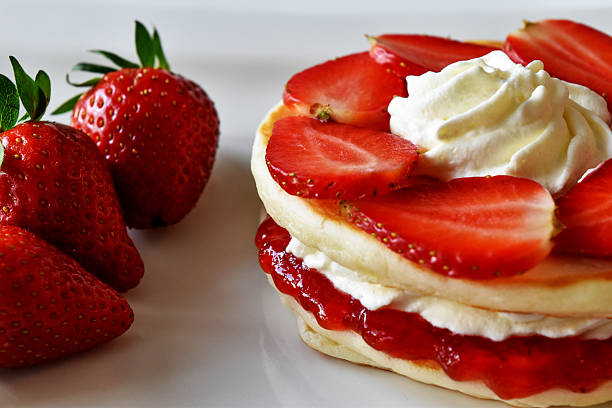 istock Pancakes served with fresh strawberry 533061530