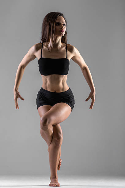 istock Athletic girl in sportswear 533069613