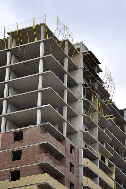 istock Construction of the monolithic and brick house 533070509