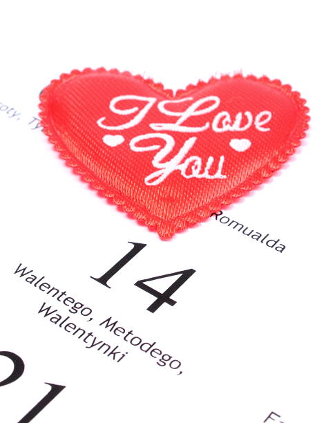 istock Red heart for valentines day on calendar 533072995