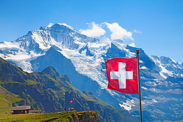 schweizer flagge - glacier aletsch glacier switzerland european alps stock-fotos und bilder