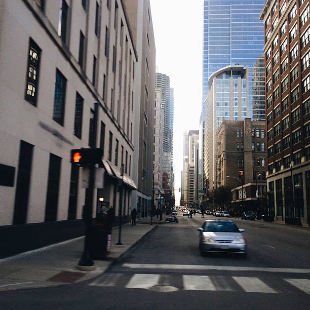 istock View from streets of Chicago, USA 533096033