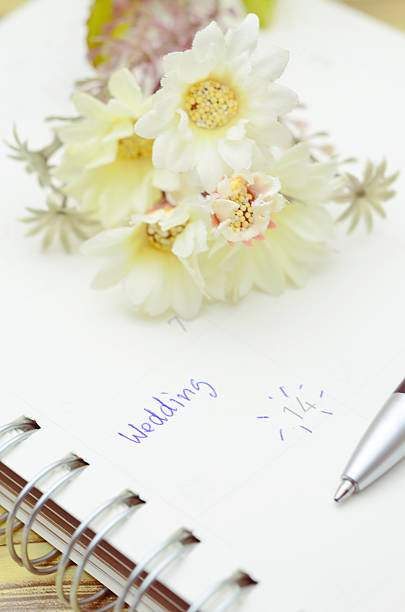 istock memo of wedding day in diary 533101741