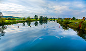 spiegelbild-der-b%C3%A4ume-im-fluss-tauber.jpg?b=1&s=170x170&k=20&c=sQFaubzomioziuLLqfzCSdJuS2VDpjVQXWs2ZT52Kms=