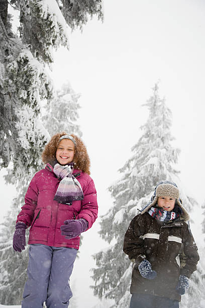 istock Children in the snow 533191161