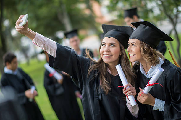 istock Selfie on a graduation day 533228733