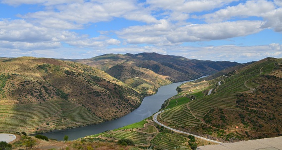 The Douro is one of the major rivers of the Iberian Peninsula. The Portuguese Douro valley, listed as Unesco world heritage, is know for its impressive landscapes, old towns, and the high quality wines, olives and olive oils which are produced on its hills.
