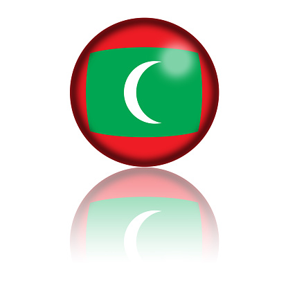 3D sphere or badge of Maldives flag with reflection at bottom.