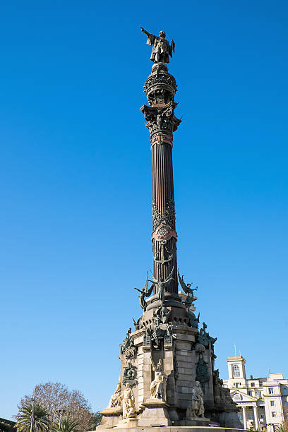 istock The Columbus statue in Barcelona 533247961