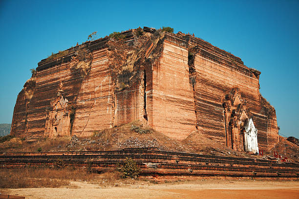 Mingun Pahtodawgyi is a monumental uncompleted stupa began by King Bodawpaya in 1790. It was not completed, due to an astrologer claiming that, once the temple was finished, the king would die. The completed stupa would have been the largest in the world at 150 meters.